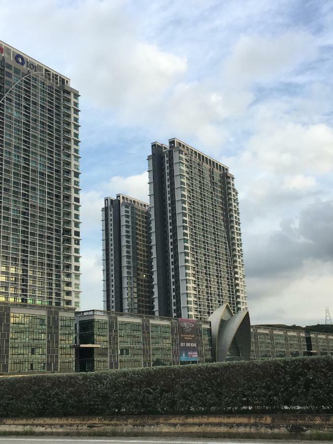Ioi Conezion Iman'S Home With Pool View Unit Putrajaya Eksteriør bilde